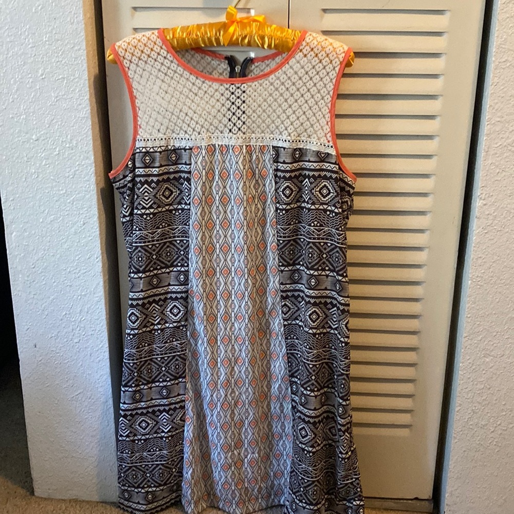 Shirt dress geometric zip up back